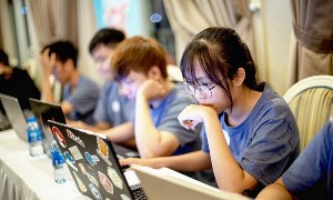 khác với một số ngành công nghệ có thể nhanh chóng mở rộng quy mô đào tạo, lượng tử có yêu cầu đặc biệt cao về chuyên môn. Ảnh minh họa