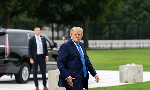 Tổng thống Trump tuyên bố “chiến tranh kinh tế” với Iran, UAE cắt quan hệ kinh tế với Iran