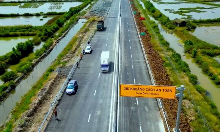 Bộ Xây dựng yêu cầu chấn chỉnh, đẩy nhanh giải ngân cao tốc Cần Thơ - Cà Mau