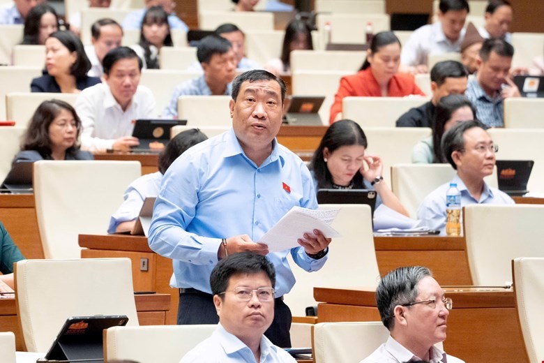 Đại biểu Thạch Phước Bình - Đoàn ĐBQH tỉnh Vĩnh Long. Ảnh: Quốc hội.