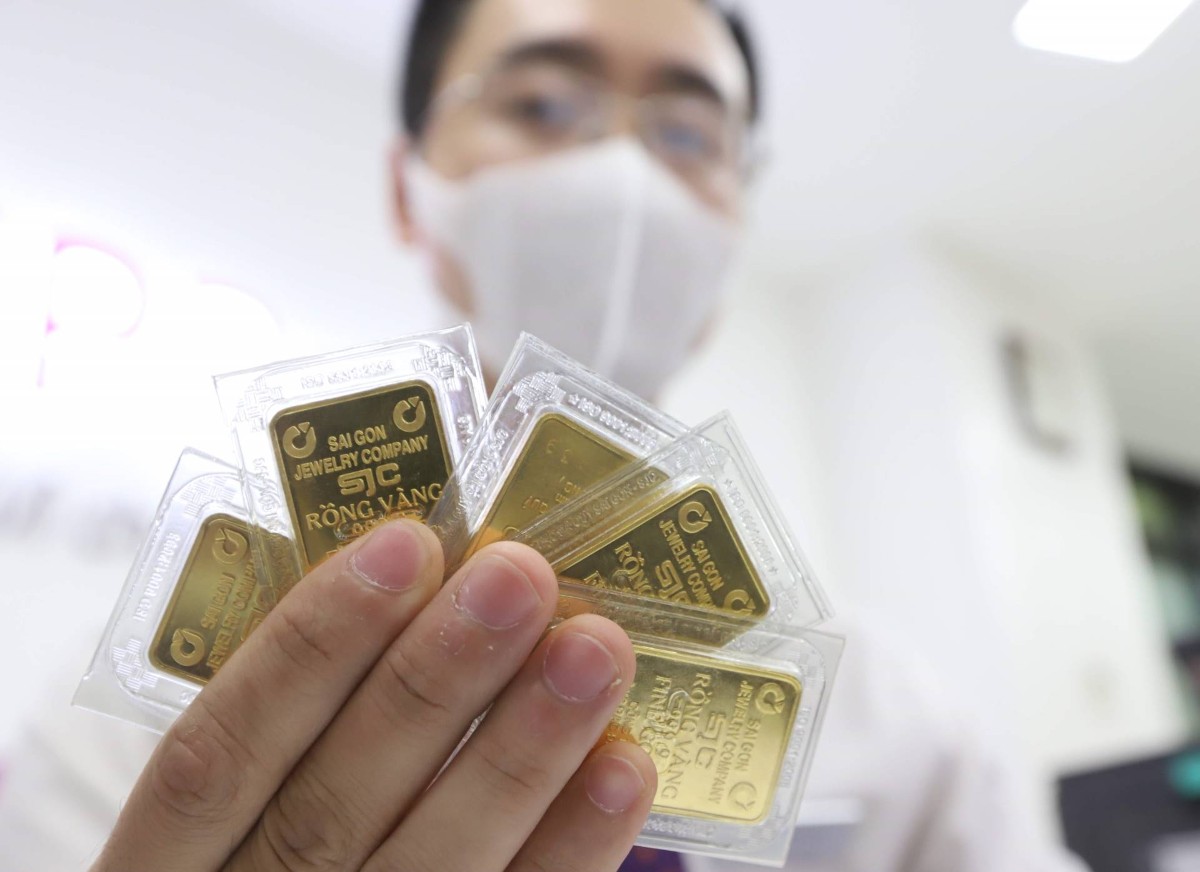 Chênh lệch giá vàng trong nước về sát vàng thế giới. Ảnh: Duy Linh