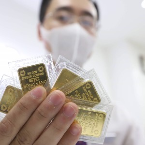 Chênh lệch giá vàng trong nước về sát vàng thế giới. Ảnh: Duy Linh