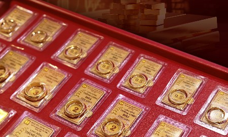 Một doanh nghiệp tăng giá vàng nhẫn tới 6 triệu đồng/lượng trong tuần. Ảnh: Bảo Tín Minh Châu