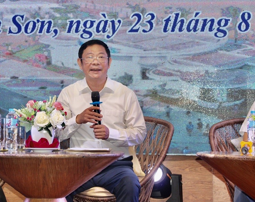 Ông Lê Văn Tuấn: "Sầm Sơn sẽ triển khai nhiều sản phẩm và hoạt động mới dành riêng cho mùa thấp điểm". Ảnh: Chu Khôi.
