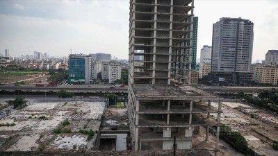 PM orders urgent review of long-delayed projects