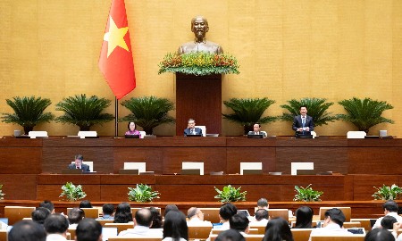 Quốc hội thông qua điều chỉnh dự án đường sắt Lào Cai - Hà Nội - Hải Phòng và việc di chuyển 3 di tích phục vụ thi công dự án kết nối sân bay Gia Bình