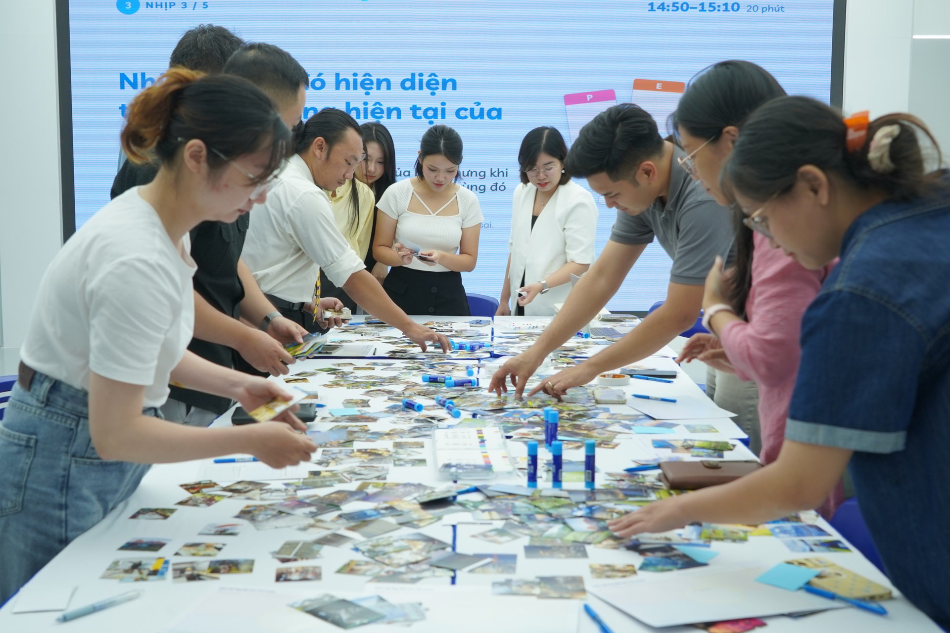 Theo ông Nakajima, Việt Nam có những lợi thế đáng kể về năng lực kỹ thuật, công nghệ số, sản xuất và tinh thần khởi nghiệp. Ảnh chụp tại Hội thảo “Startup ở bối cảnh quốc tế”
