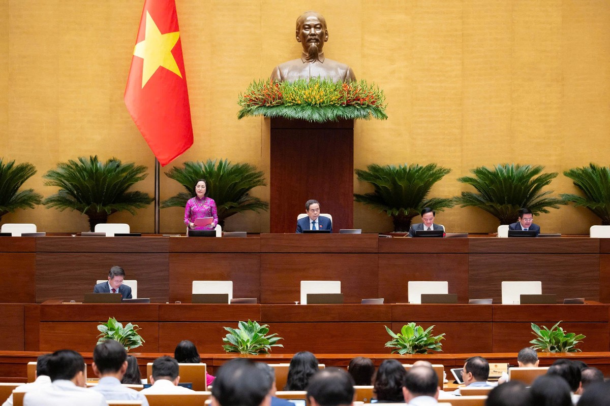 Phó Chủ tịch Quốc hội Nguyễn Thị Thanh điều hành nội dung biểu quyết. Ảnh: Cổng thông tin điện tử Quốc hội.