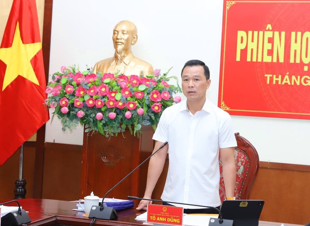 Chủ tịch UBND tỉnh Tô Anh Dũng yêu cầu tạo bước đột phá mạnh mẽ về kỷ cương hành chính, giảm hội họp, tăng cường thực tế cơ sở (ảnh Cổng Thông tin điện tử tỉnh Thanh Hóa)