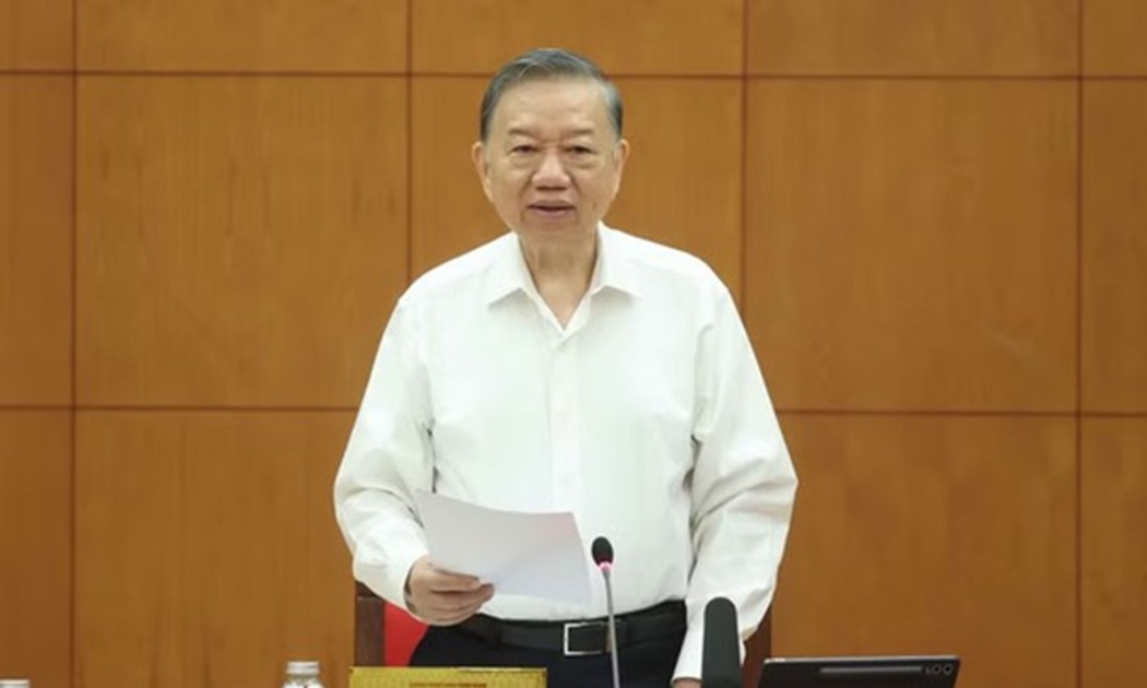 Tổng Bí thư, Chủ tịch nước Tô Lâm chủ trì buổi làm việc với các cơ quan liên quan về đánh giá kết quả 1 năm triển khai thực hiện Nghị quyết 71-NQ/TW của Bộ Chính trị. Ảnh: TTXVN.
