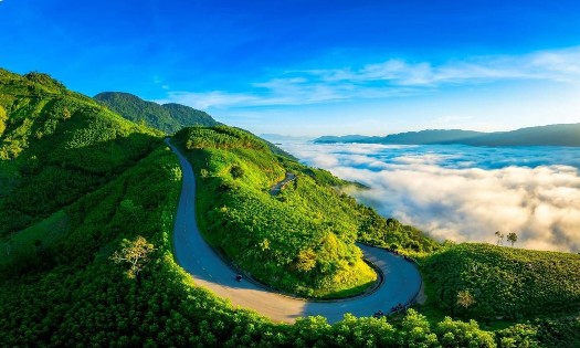 Improved transport infrastructure expands tourism opportunities for Central Vietnam and the Central Highlands. (Photo: VGP)
