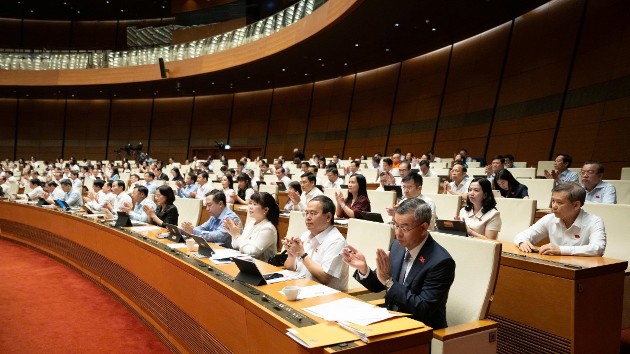 Amended Law strengthens legal protections for overseas contract workers