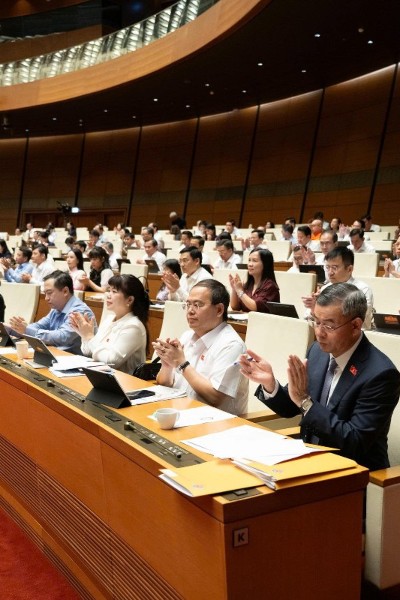 Amended Law strengthens legal protections for overseas contract workers