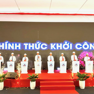 Lãnh đạo Chính phủ, các Bộ ngành và UBND TP. Đà Nẵng thực hiện nghi thức khởi công dự án. Ảnh Ban QLDA đầu tư XD các công trình GT và nông nghiệp Đà Nẵng.