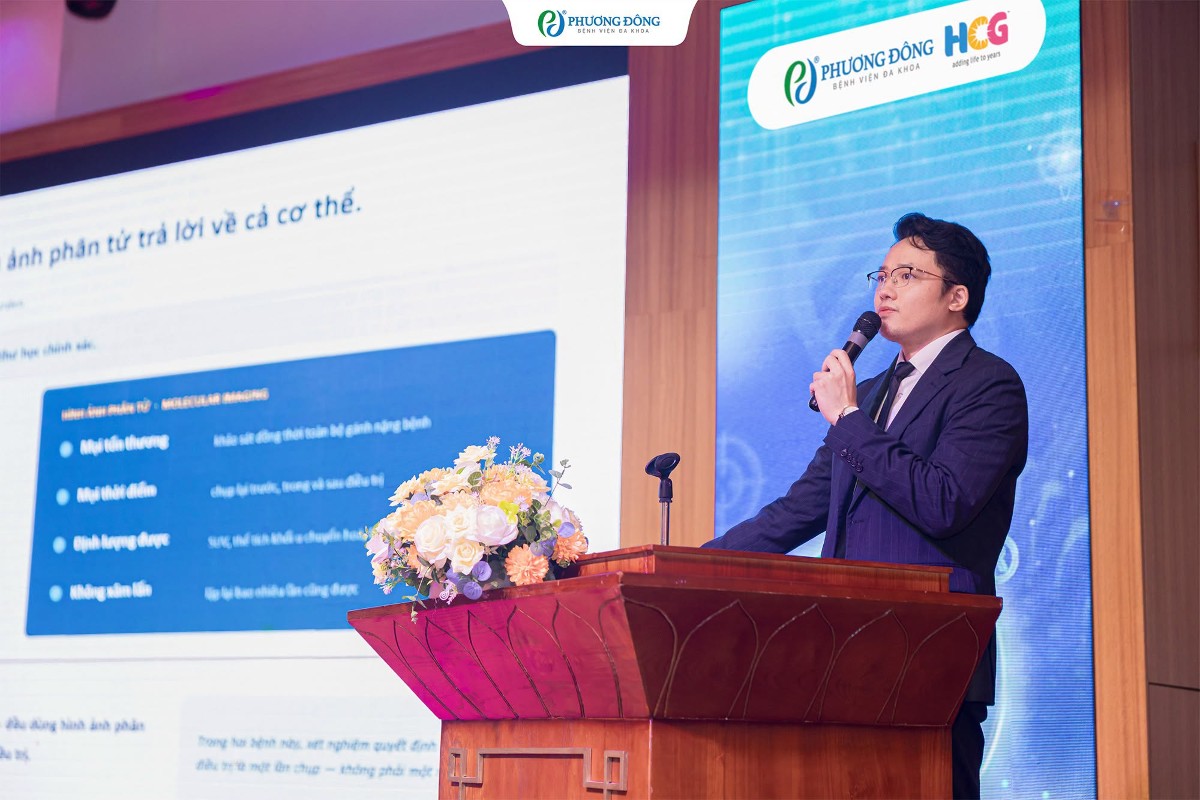 ThS.BS. Nguyễn Duy Anh cho biết khoảng 80% kỹ thuật y học hạt nhân, cả chẩn đoán và điều trị, liên quan đến ung thư. Ảnh: Bệnh viện Đa khoa Phương Đông