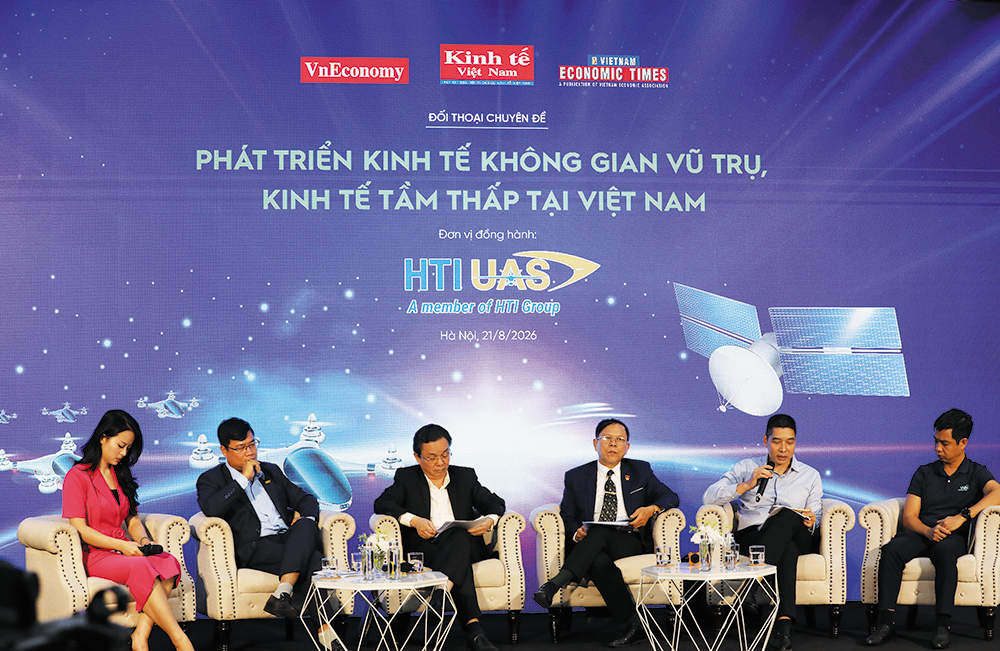 Đối thoại Phát triển kinh tế không gian vũ trụ, kinh tế tầm thấp tại Việt Nam. Ảnh: Tri Phong.