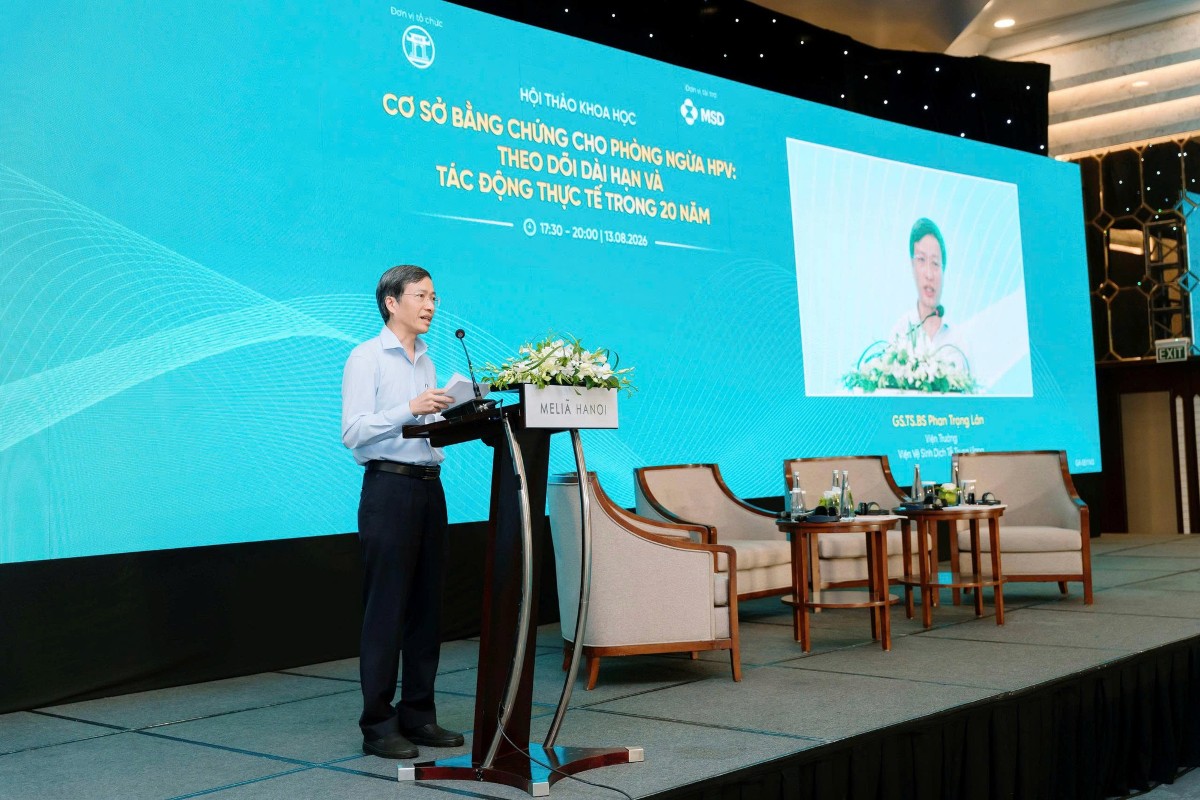 GS.TS.BS Phan Trọng Lân, Viện trưởng Viện Vệ sinh Dịch tễ Trung ương, nhấn mạnh HPV không chỉ là vấn đề sức khỏe của phụ nữ mà còn là vấn đề dự phòng ung thư ở cả nữ và nam. Ảnh: BTC