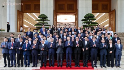 PM calls on Chinese investors to continue viewing Vietnam as long-term destination