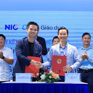 Trung tâm Đổi mới sáng tạo Quốc gia (NIC) và Công ty công nghệ Canva ký kết Bản ghi nhớ hợp tác. Ảnh: NIC.