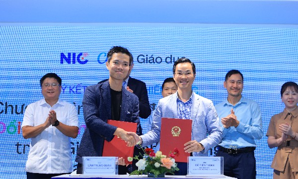 NIC hợp tác với Canva đưa sáng tạo số và AI vào trường học