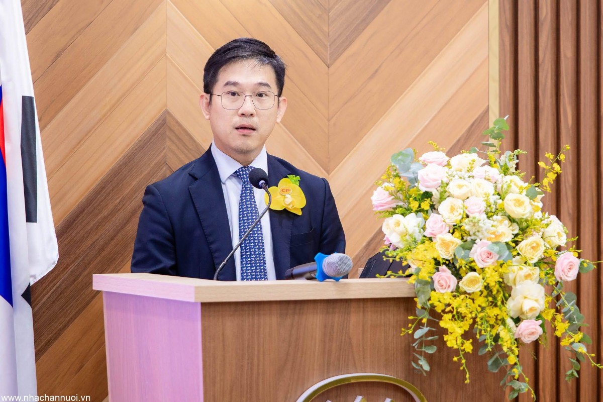 Ông Pawalit Ua-amornwanit, Tổng Giám đốc C.P. Việt Nam.