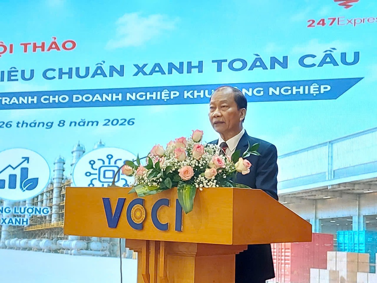 Ông Hoàng Quang Phòng, Phó Chủ tịch VCCI phát biểu tại hội thảo. Ảnh: Vũ Khuê.