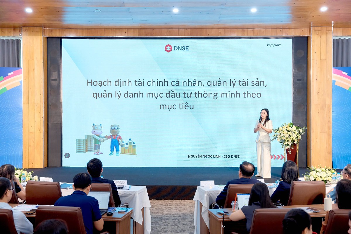 Bà Nguyễn Ngọc Linh, Tổng giám đốc Công ty CP Chứng khoán DNSE: "Thị trường đang bước vào một giai đoạn mới, với một "kỷ nguyên tích lũy tài sản mới"".