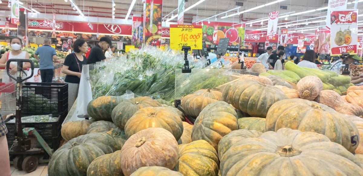 Hàng nông sản tại siêu thị. Ảnh: Thu Hằng.