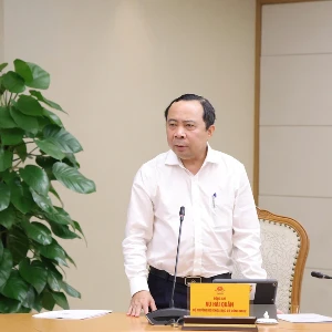 Bộ trưởng Bộ Khoa học và Công nghệ Vũ Hải Quân báo cáo tại cuộc họp. Ảnh: MST.