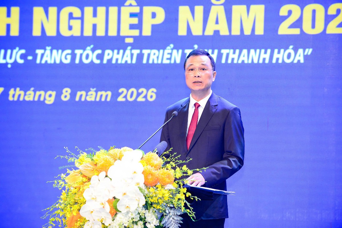 Chủ tịch UBND tỉnh Thanh Hóa Tô Anh Dũng phát biểu tại Hội nghị đối thoại với doanh nghiệp năm 2026. Ảnh: BTC