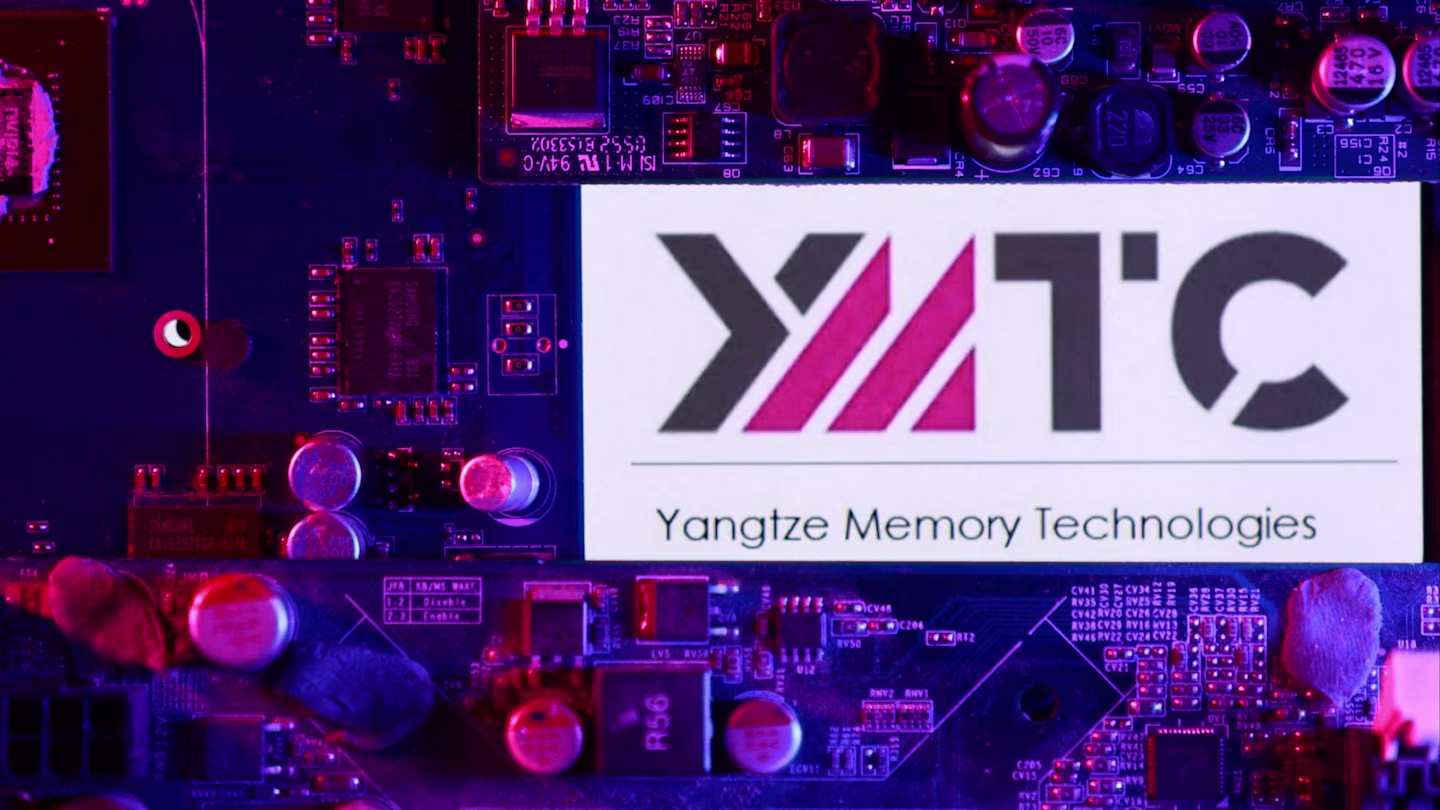 YMTC đã nộp hồ sơ phát hành cổ phiếu lần đầu ra công chúng (IPO) nhằm huy động 5 tỷ USD để nâng cấp cơ sở sản xuất cũng như phục vụ công tác nghiên cứu và phát triển. Ảnh: Reuters