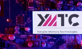 YMTC đã nộp hồ sơ phát hành cổ phiếu lần đầu ra công chúng (IPO) nhằm huy động 5 tỷ USD để nâng cấp cơ sở sản xuất cũng như phục vụ công tác nghiên cứu và phát triển. Ảnh: Reuters