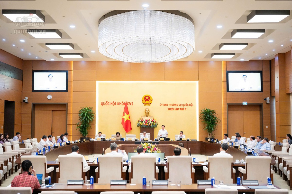 Quang cảnh Phiên họp của Ủy ban Thường vụ Quốc hội cho ý kiến về dự án Luật Luật sư (sửa đổi). Ảnh: Cổng thông tin điện tử Quốc hội.