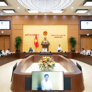 Phó Chủ tịch Quốc hội, Thượng tướng Nguyễn Doãn Anh điều hành Phiên họp. Ảnh: Cổng thông tin điện tử Quốc hội.