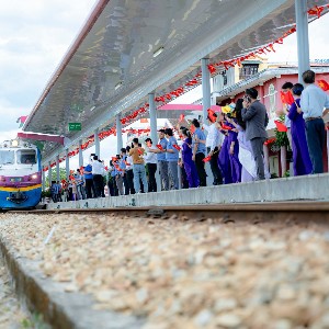 Đoàn tàu du lịch “Phong Nha – Cố đô Huế: Hành trình di sản thế giới” chính thức được khai trương sáng 28/8. Ảnh: UBND TP Huế