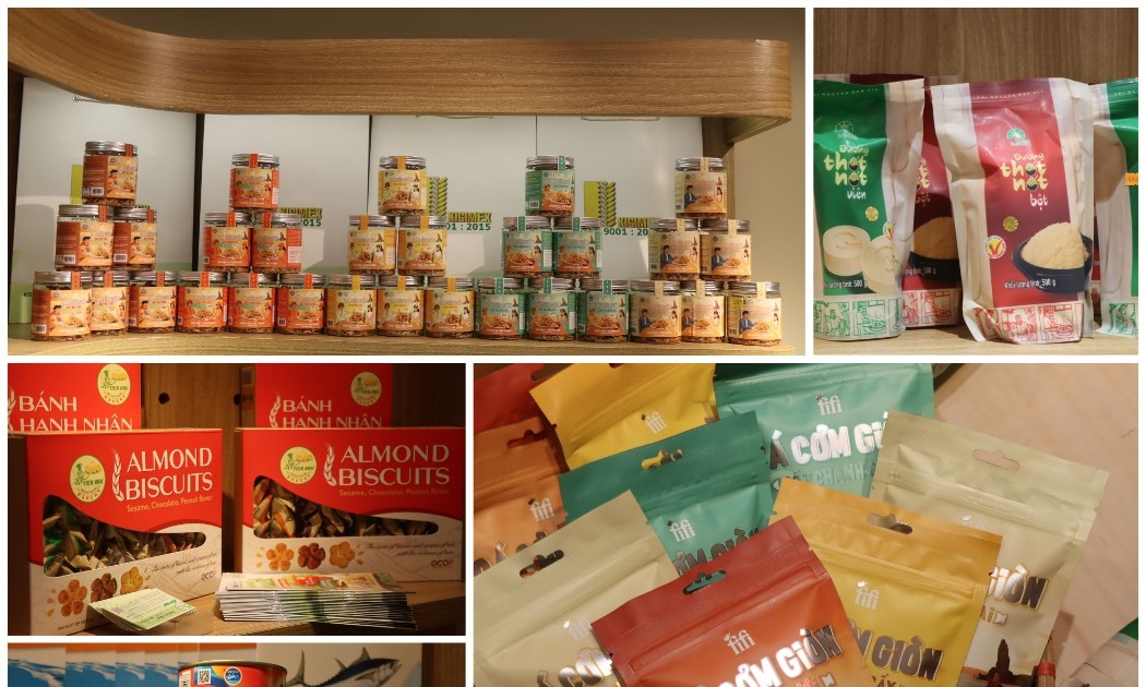 Các đặc sản nổi tiếng An Giang được trưng bày tại 62 Tràng Tiền (Hà Nội). Ảnh: Cục Quản lý và Phát triển thị trường trong nước.
