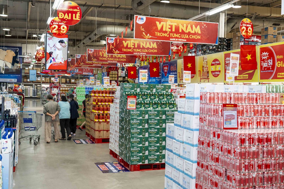 Chương trình kích cầu dịp Quốc khánh mang đến cơ hội mua sắm hàng tiêu dùng, thực phẩm tươi sống và đặc sản thuần Việt chất lượng cao. Ảnh: MM Mega Market Việt Nam