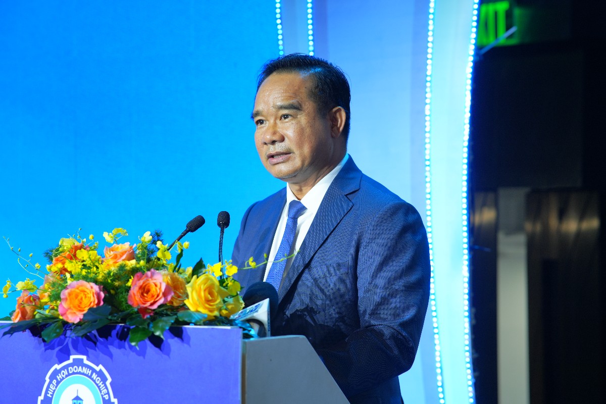Ông Nguyễn Văn Được - Chủ tịch UBND TP. Hồ Chí Minh phát biểu tại Đại hội. Ảnh: HUBA.