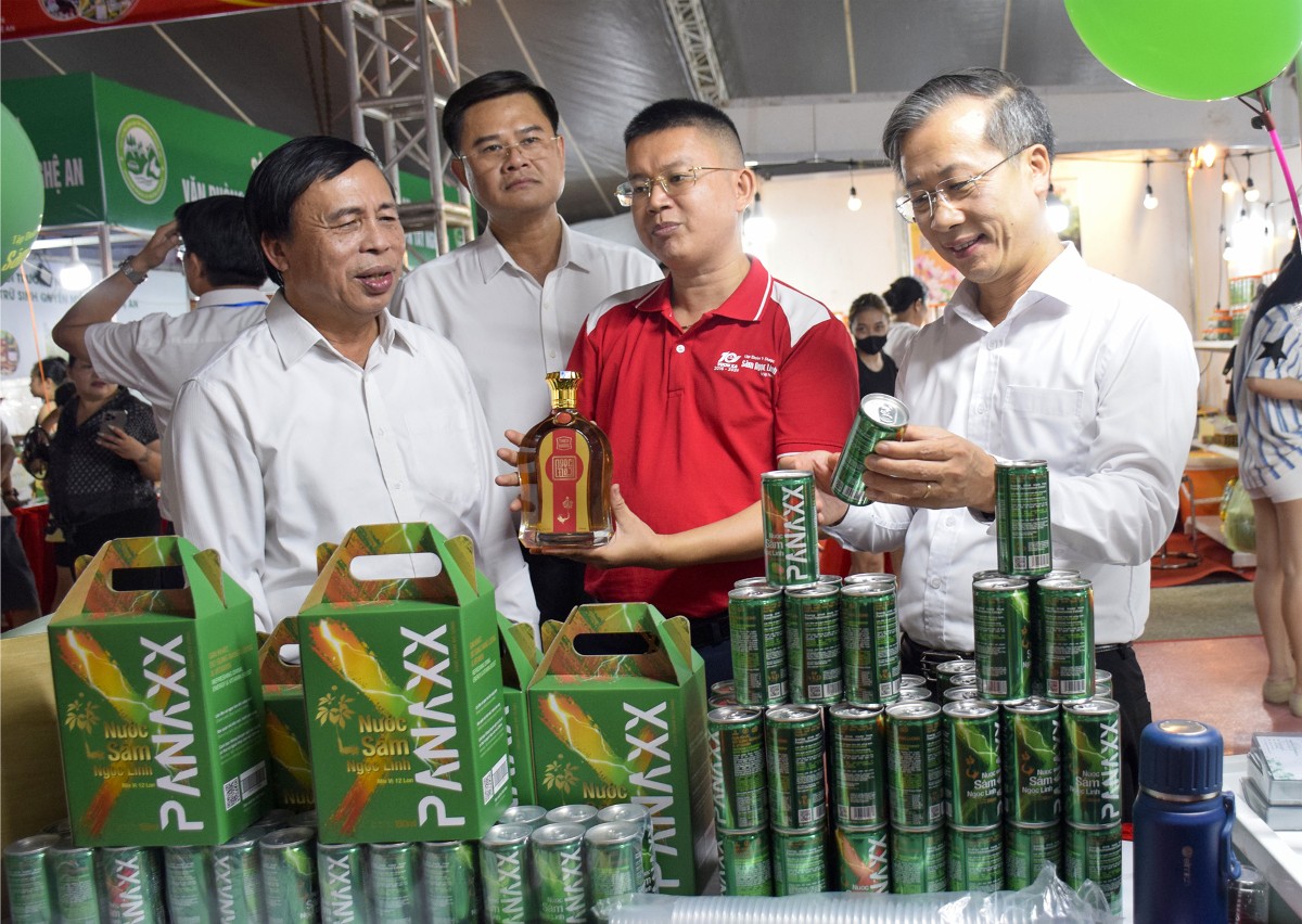 Không gian Hội chợ Công Thương vùng Bắc Trung Bộ tại Nghệ An năm 2026. Ảnh: PT