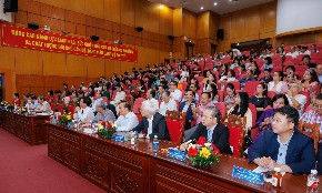 Hội thảo “Tuân thủ quy định – Nâng cao chất lượng – Phát triển thị trường công nghệ chăm sóc sức khỏe và sắc đẹp bền vững”, sự tham dự của đại diện cơ quan quản lý nhà nước, các chuyên gia, nhà khoa học, doanh nghiệp, hiệp hội