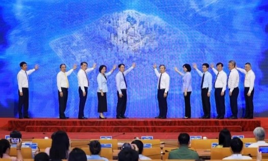 The launching cerenomy for a flagship project in Hanoi. (Source: VGP)