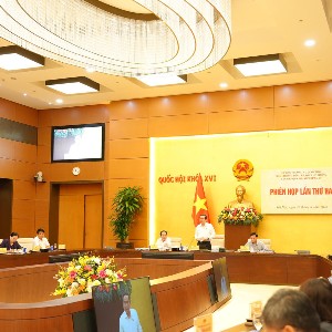 Quang cảnh Phiên họp lần thứ hai Ban Chỉ đạo tổng rà soát hệ thống văn bản quy phạm pháp luật diễn ra ngày 26/8 dưới sự chủ trì của Chủ tịch Quốc hội Trần Thanh Mẫn, Trưởng Ban Chỉ đạo. Ảnh: Cổng thông tin điện tử Bộ Tư pháp.
