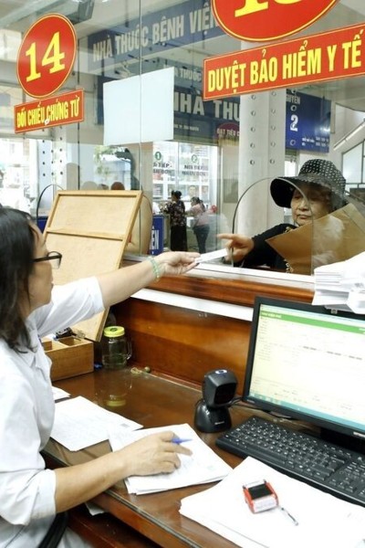 Gov't requires drastic reduction of administrative procedures
