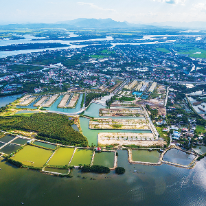 Giảm chi phí đất có thể tạo dư địa hạ giá nhà, nhưng để người mua thực sự hưởng lợi còn phụ thuộc vào nguồn cung, cạnh tranh và khả năng kiểm soát đầu cơ (Ảnh: VET)