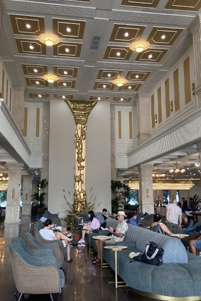 Retail and service revenue up 13.3 percent  in Jan-Aug