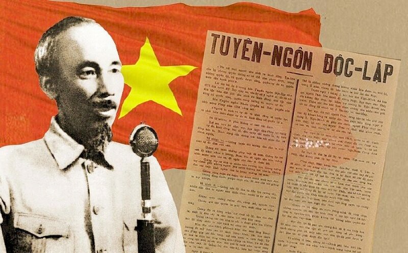 Ngày 2 tháng 9 năm 1945 tại Quảng trường Ba Đình lịch sử, Chủ tịch Hồ Chí Minh đọc bản Tuyên ngôn Độc lập khai sinh ra nước Việt Nam Dân chủ Cộng hòa, mở ra kỷ nguyên độc lập, tự do cho dân tộc ta. Ảnh tư liệu.