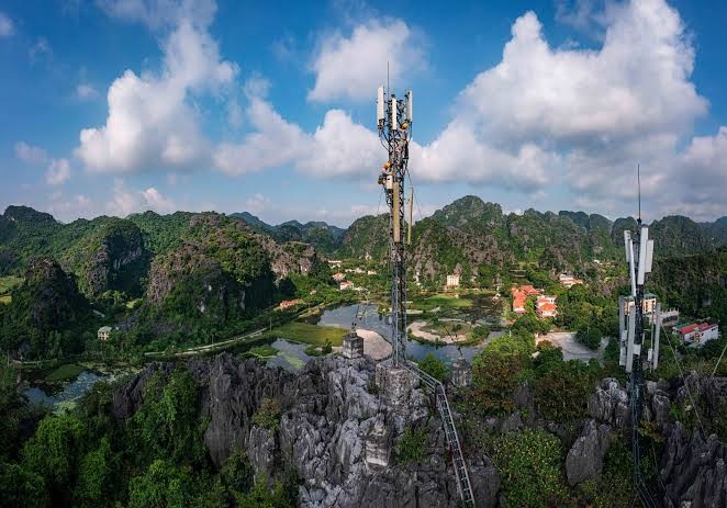 Động lực lớn nhất phía sau thành tích tốc độ Internet của Việt Nam đã có bước nhảy vọt hiếm thấy này là việc triển khai mạng 5G trên quy mô toàn quốc - Ảnh minh hoạ.