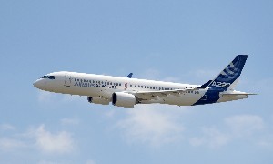 Máy bay Airbus A220-300. Dự báo nhu cầu đào tạo nhân lực cho A220 sẽ tiếp tục tăng khi số lượng máy bay được đưa vào khai thác gia tăng.