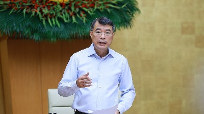 PM urges for efforts to achieve 2026 growth target