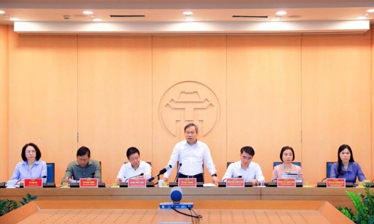 Phiên họp thường kỳ tháng 9/2026 của Ủy ban nhân dân Thành phố Hà Nội, sáng 4/9. Ảnh: Phạm Linh.